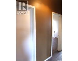 3pc Bathroom - 340 Eastview Street, Burstall, SK S0N0H0 Photo 12
