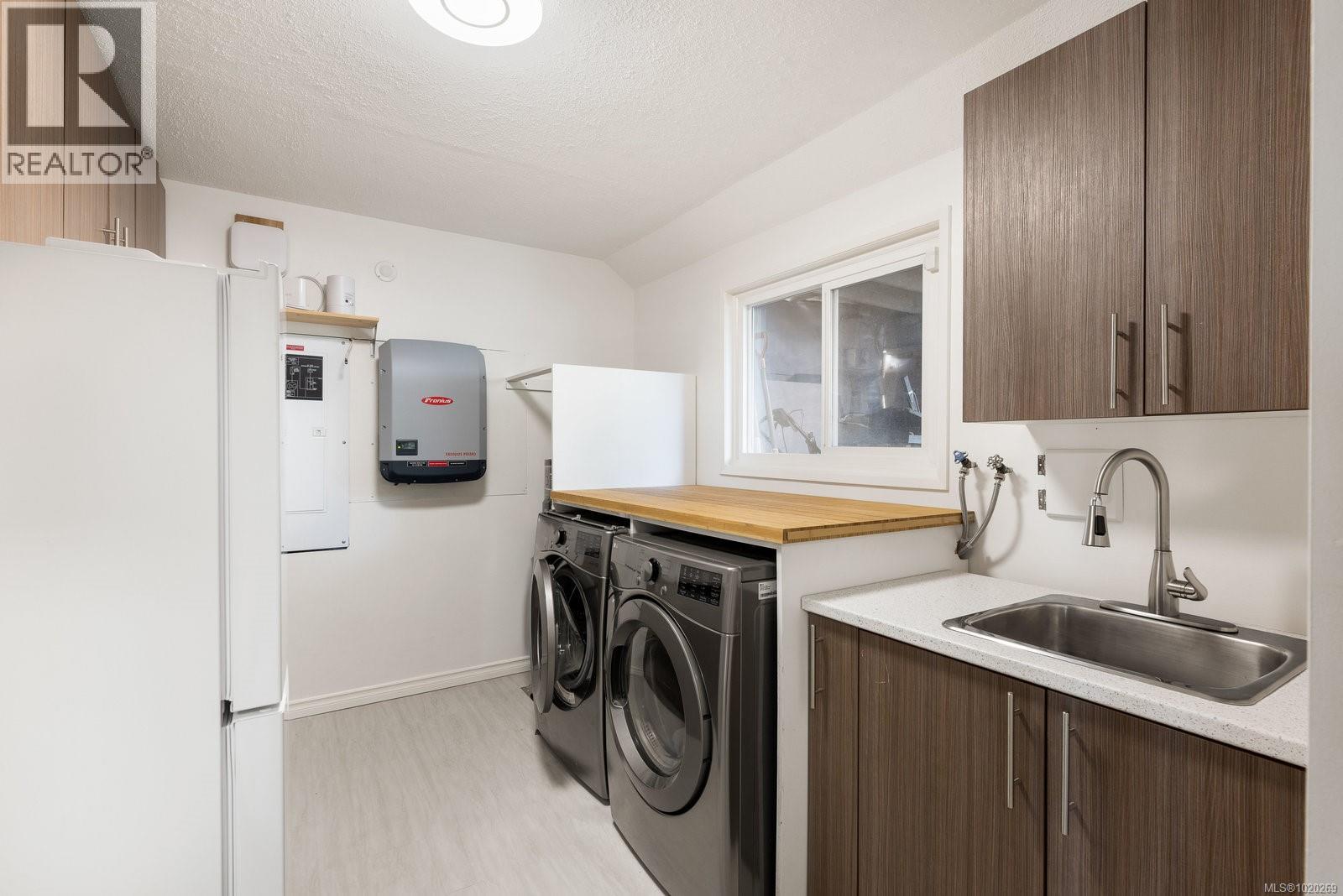  3955 Nelthorpe Street, Saanich