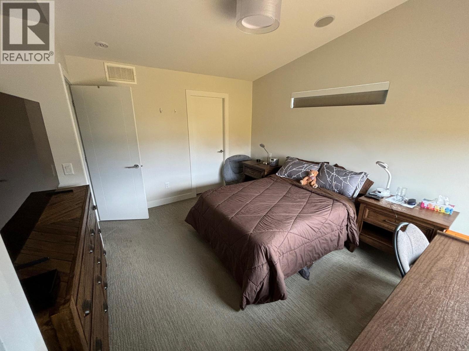  813 Rose Avenue, Kelowna