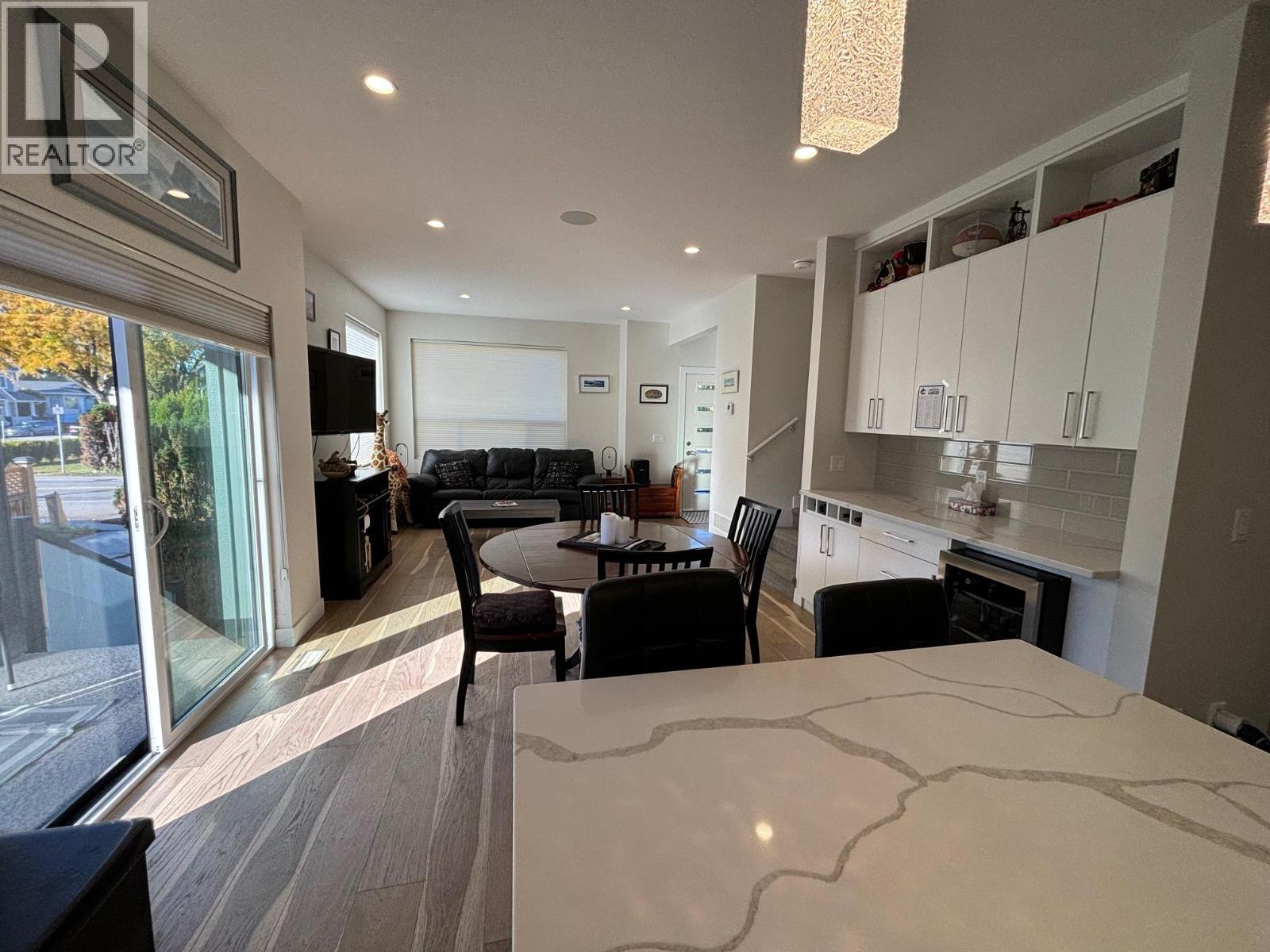  813 Rose Avenue, Kelowna