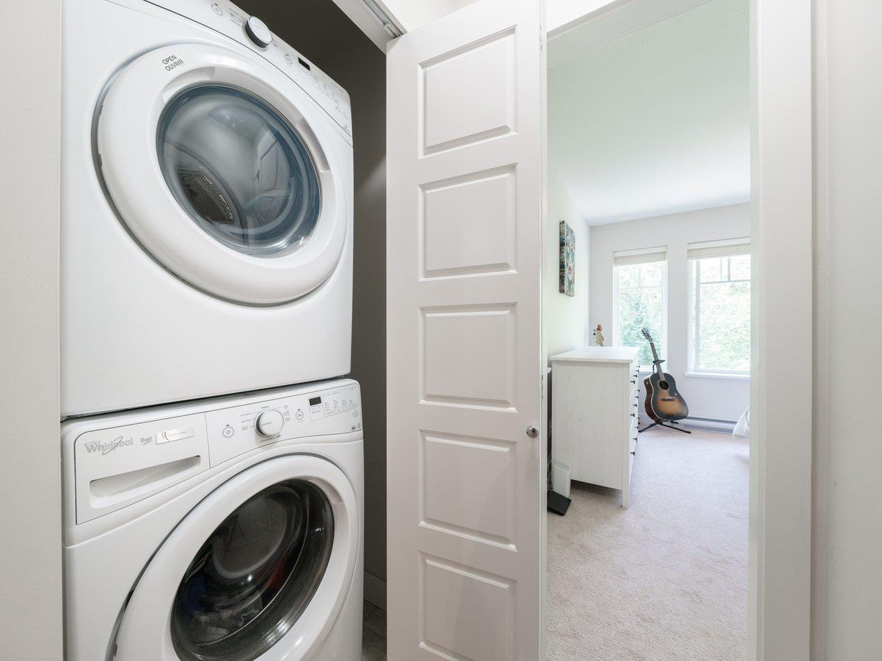 29 13864 HYLAND ROAD, Surrey