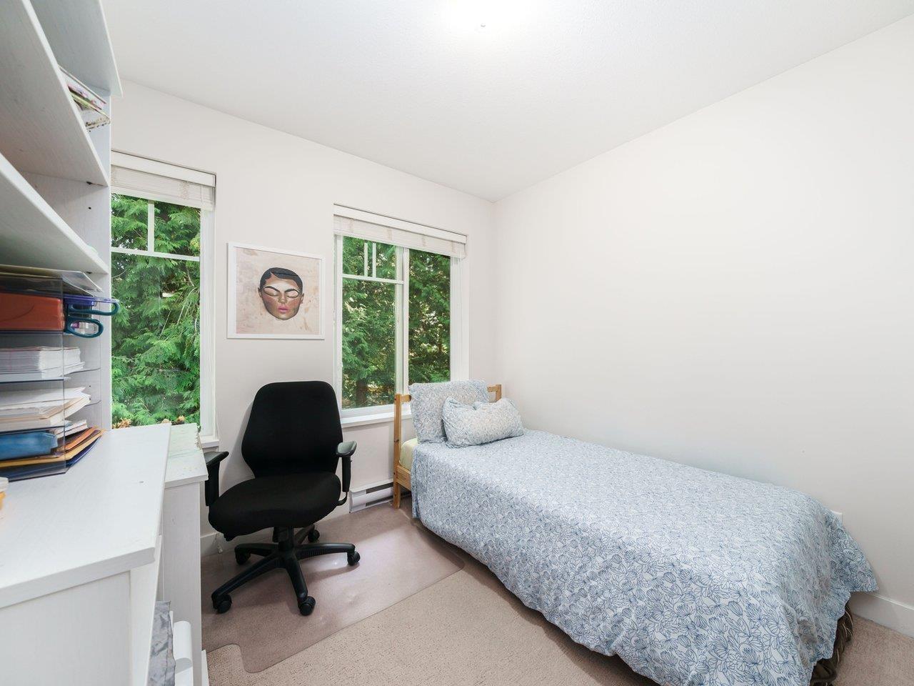 29 13864 HYLAND ROAD, Surrey