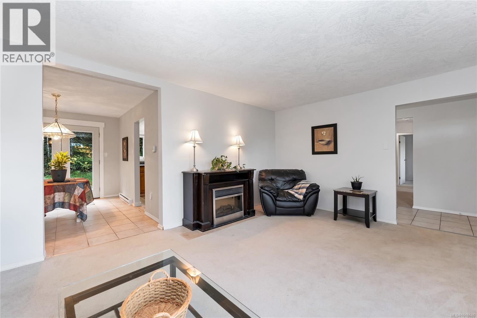  241 Aust Way, Salt Spring