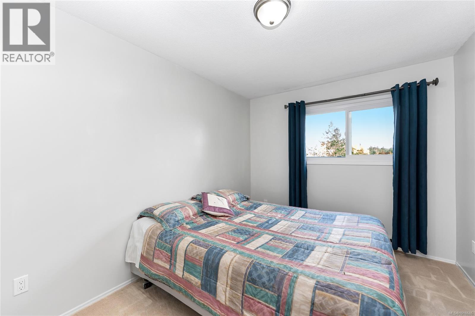  241 Aust Way, Salt Spring