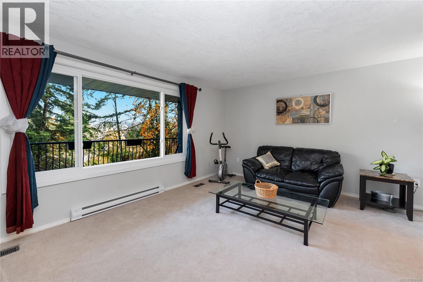  241 Aust Way, Salt Spring