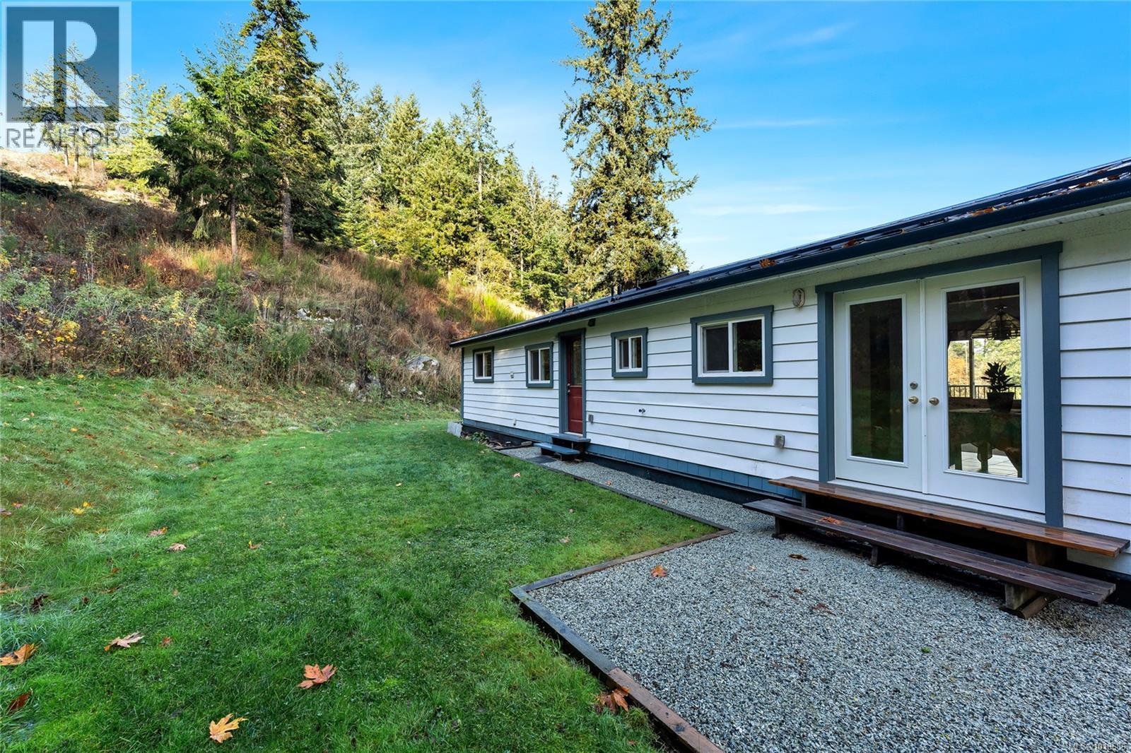  241 Aust Way, Salt Spring