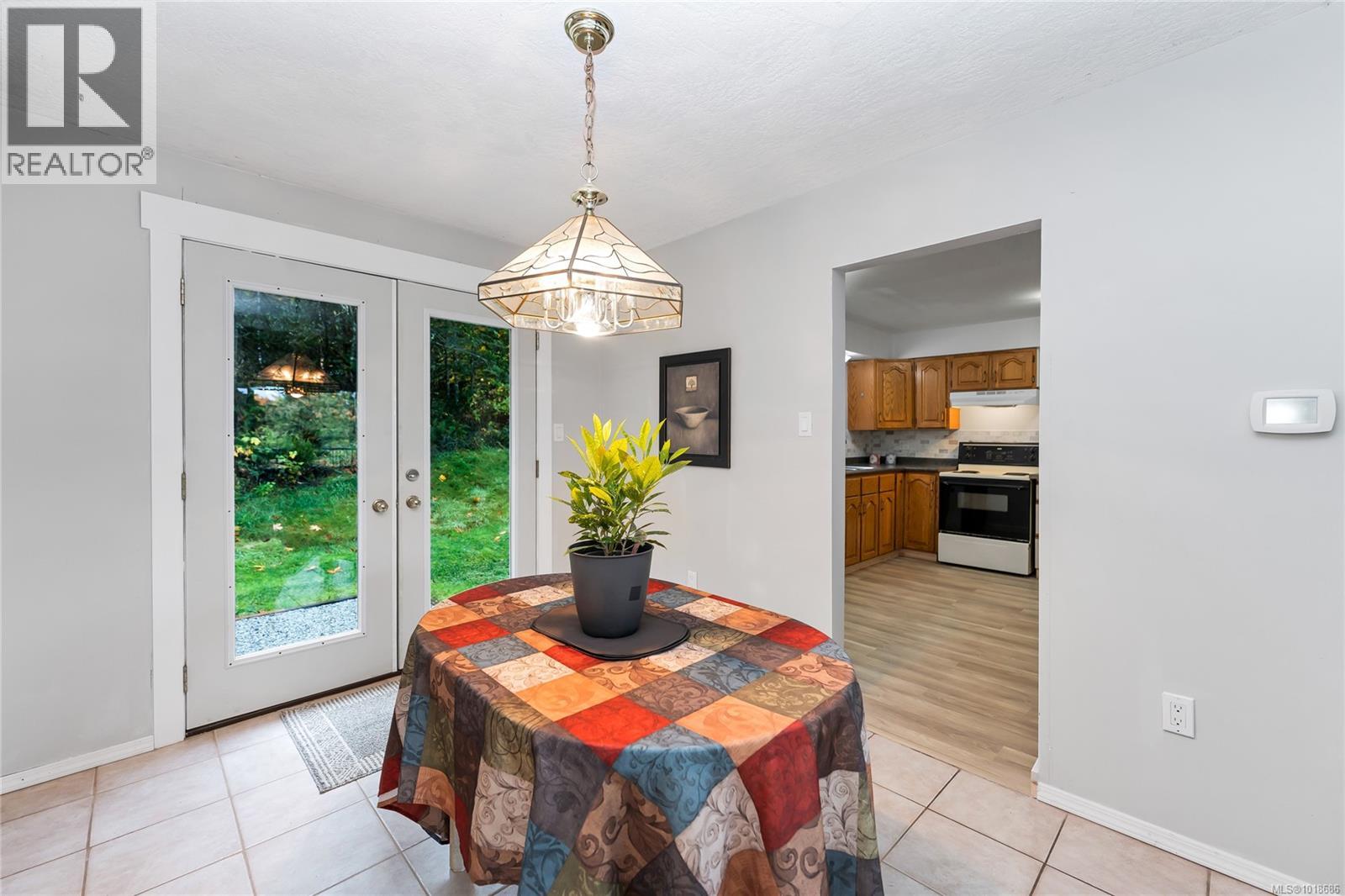  241 Aust Way, Salt Spring