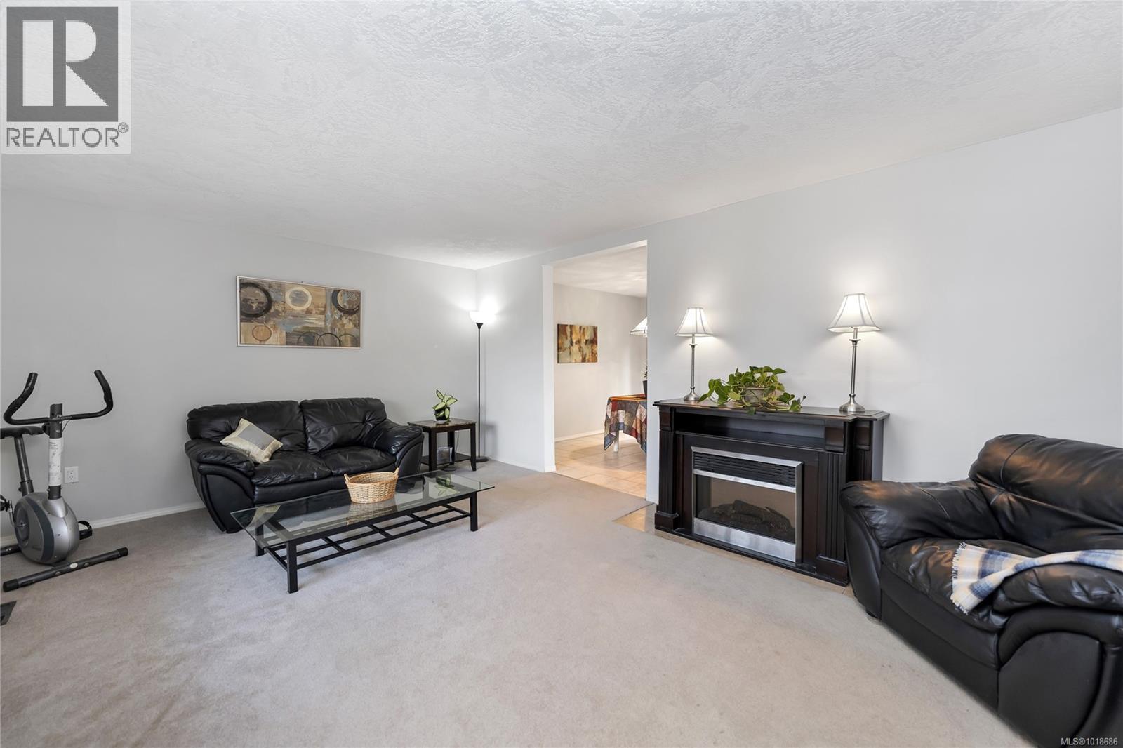  241 Aust Way, Salt Spring