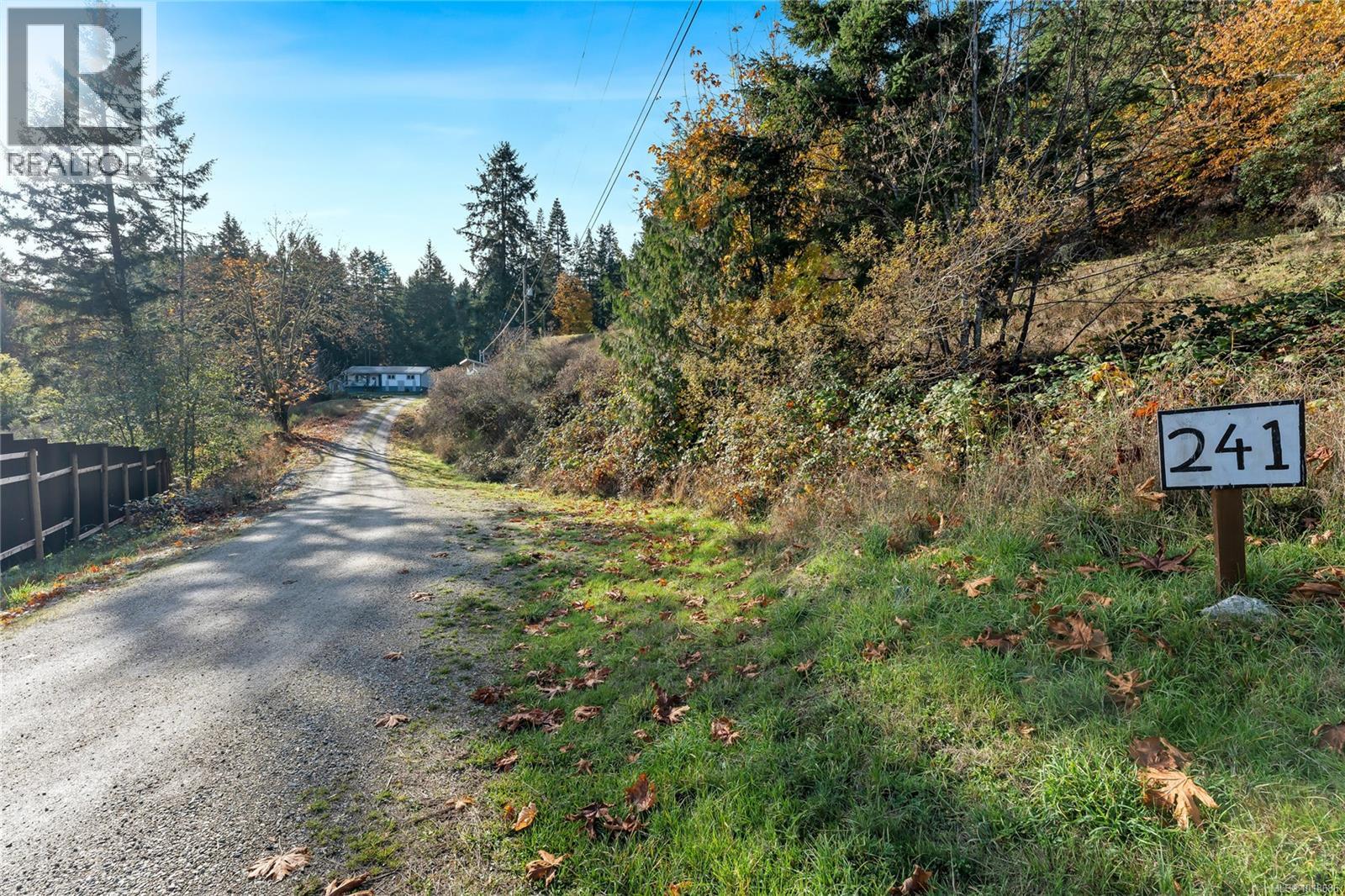  241 Aust Way, Salt Spring