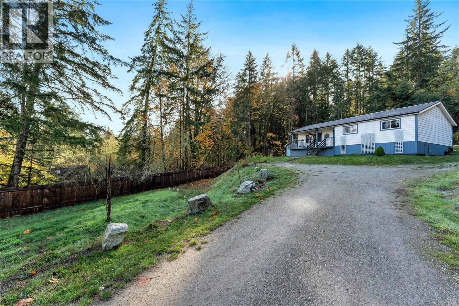  241 Aust Way, Salt Spring