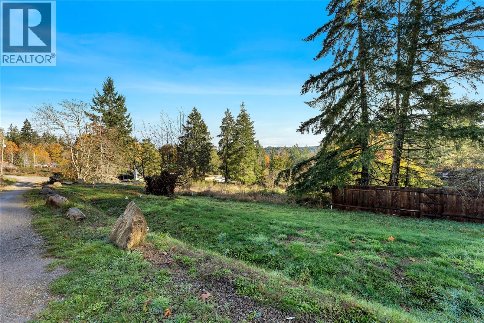  241 Aust Way, Salt Spring