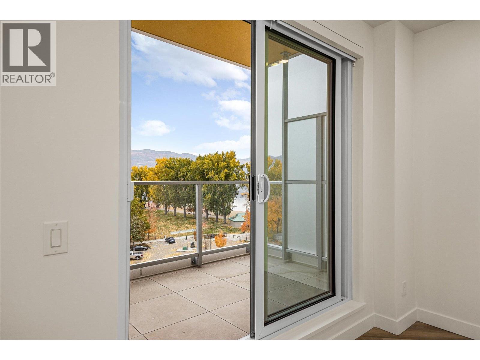 601 3340 Lakeshore Road, Kelowna