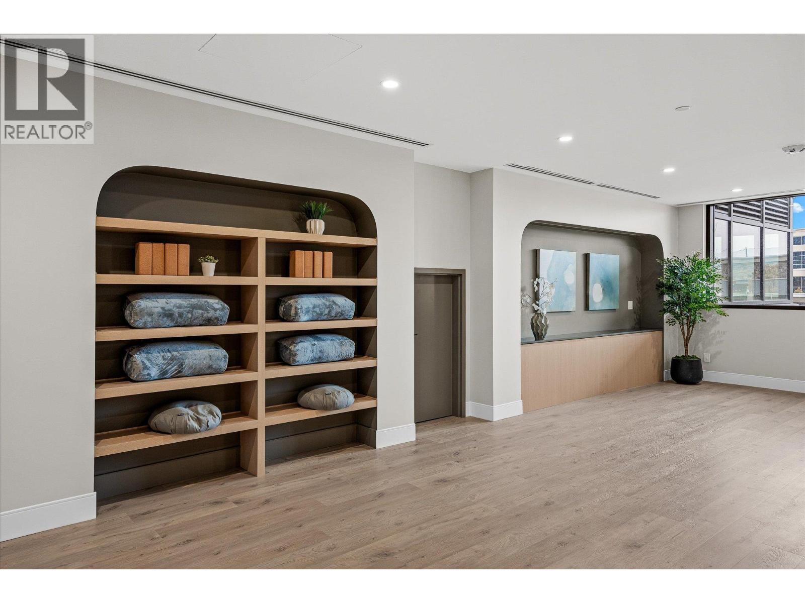 601 3340 Lakeshore Road, Kelowna