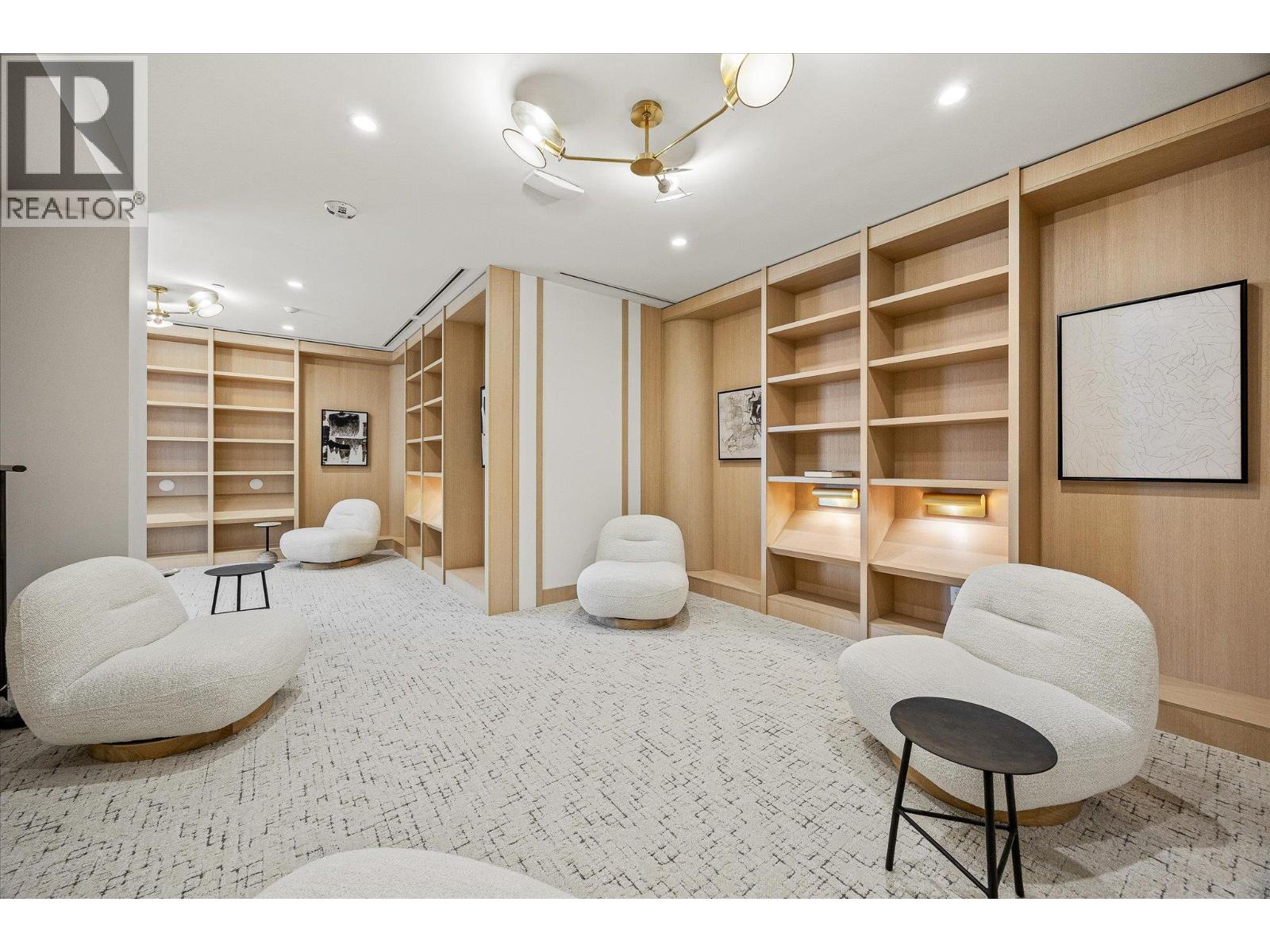 601 3340 Lakeshore Road, Kelowna