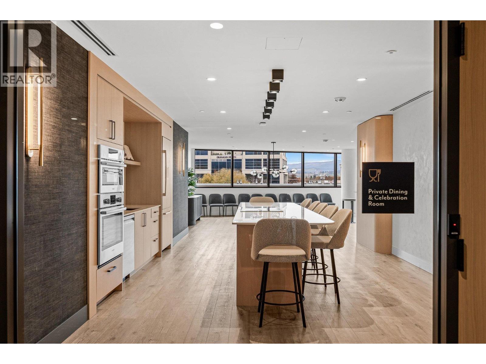 601 3340 Lakeshore Road, Kelowna