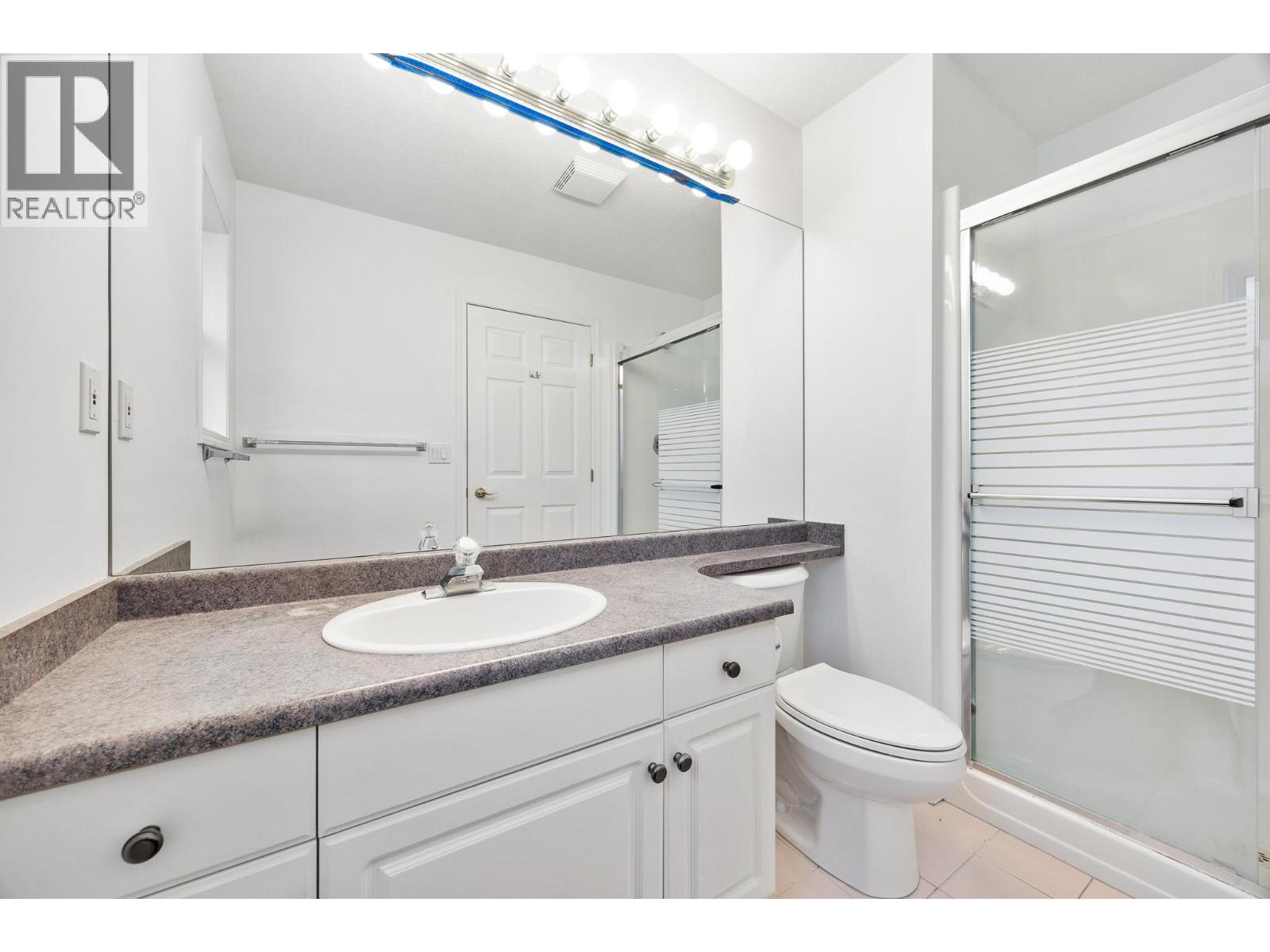 2304 Bradley Drive, Armstrong