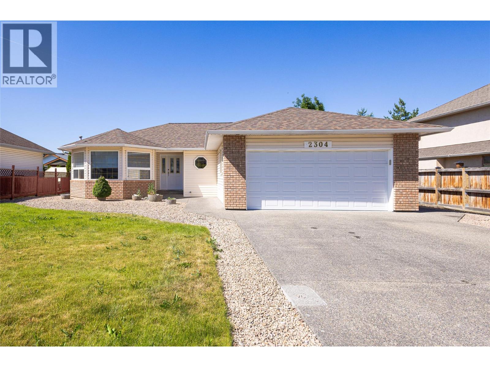 2304 Bradley Drive, Armstrong