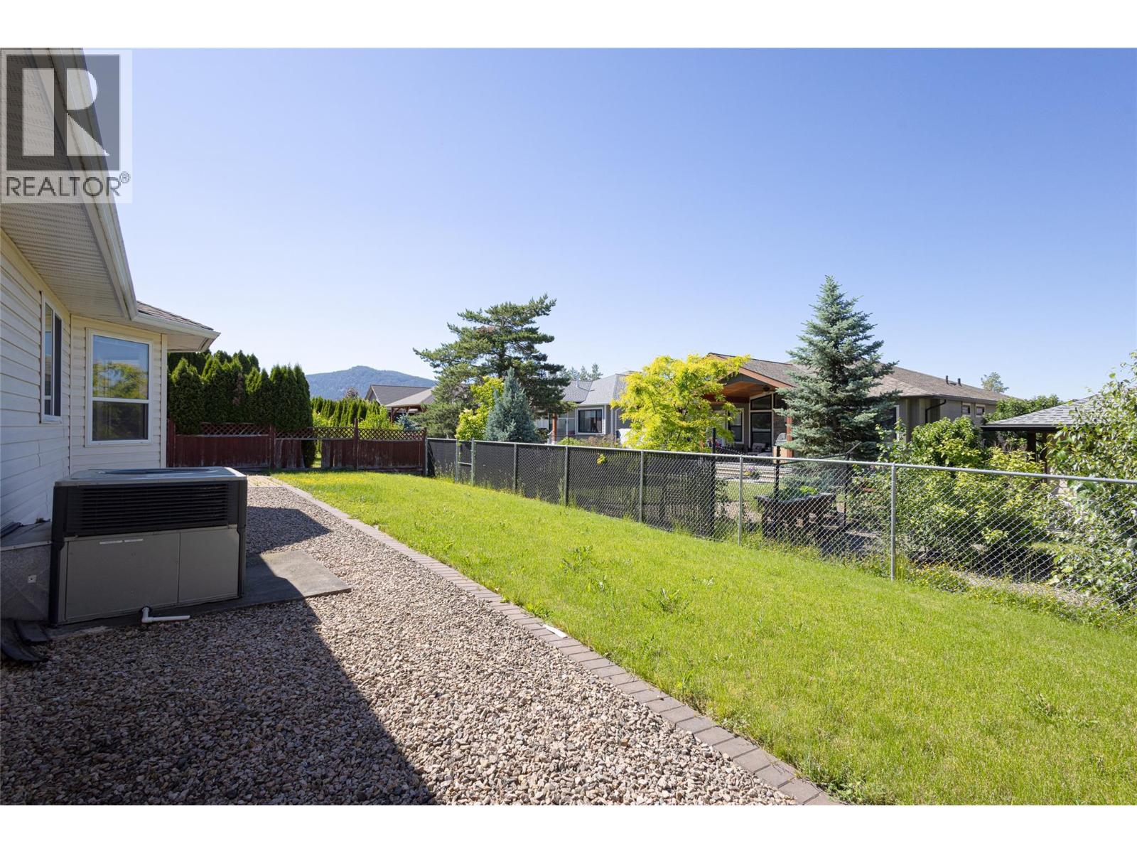 2304 Bradley Drive, Armstrong