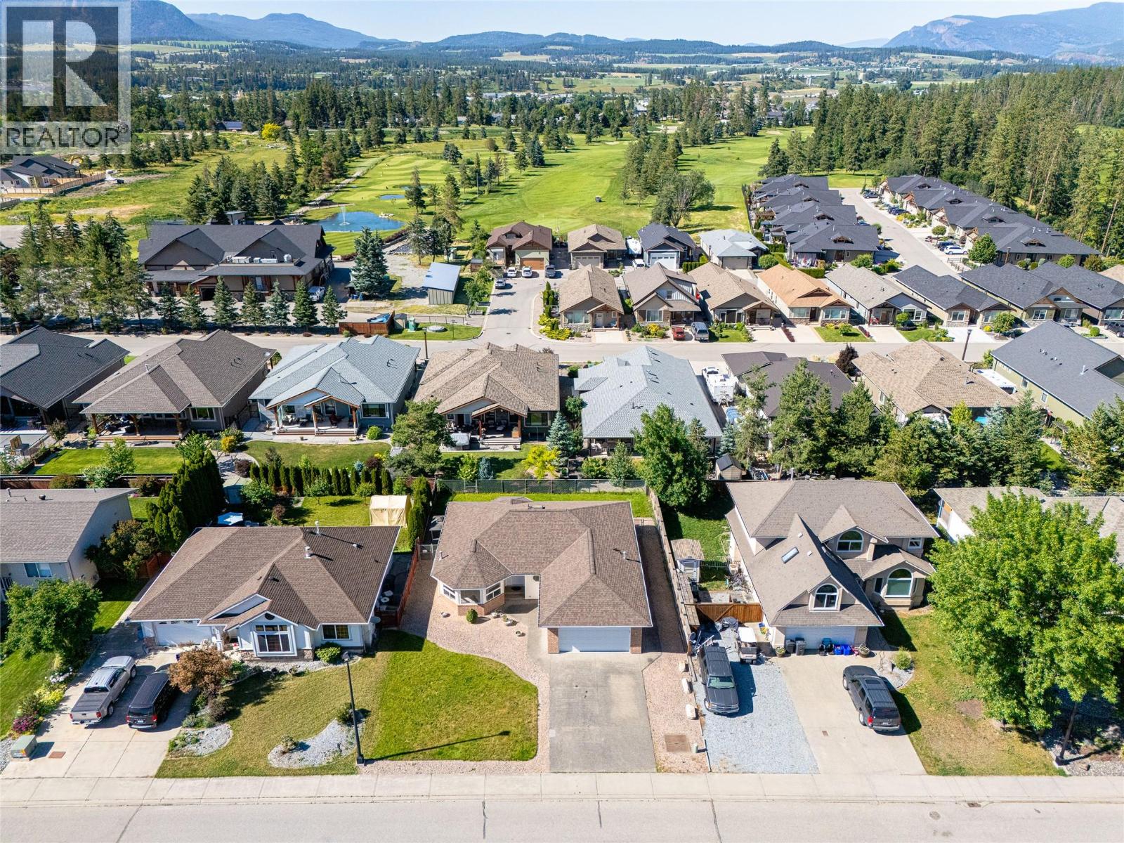 2304 Bradley Drive, Armstrong