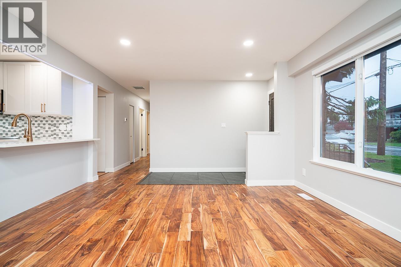 5458 CHESTNUT Crescent, Delta