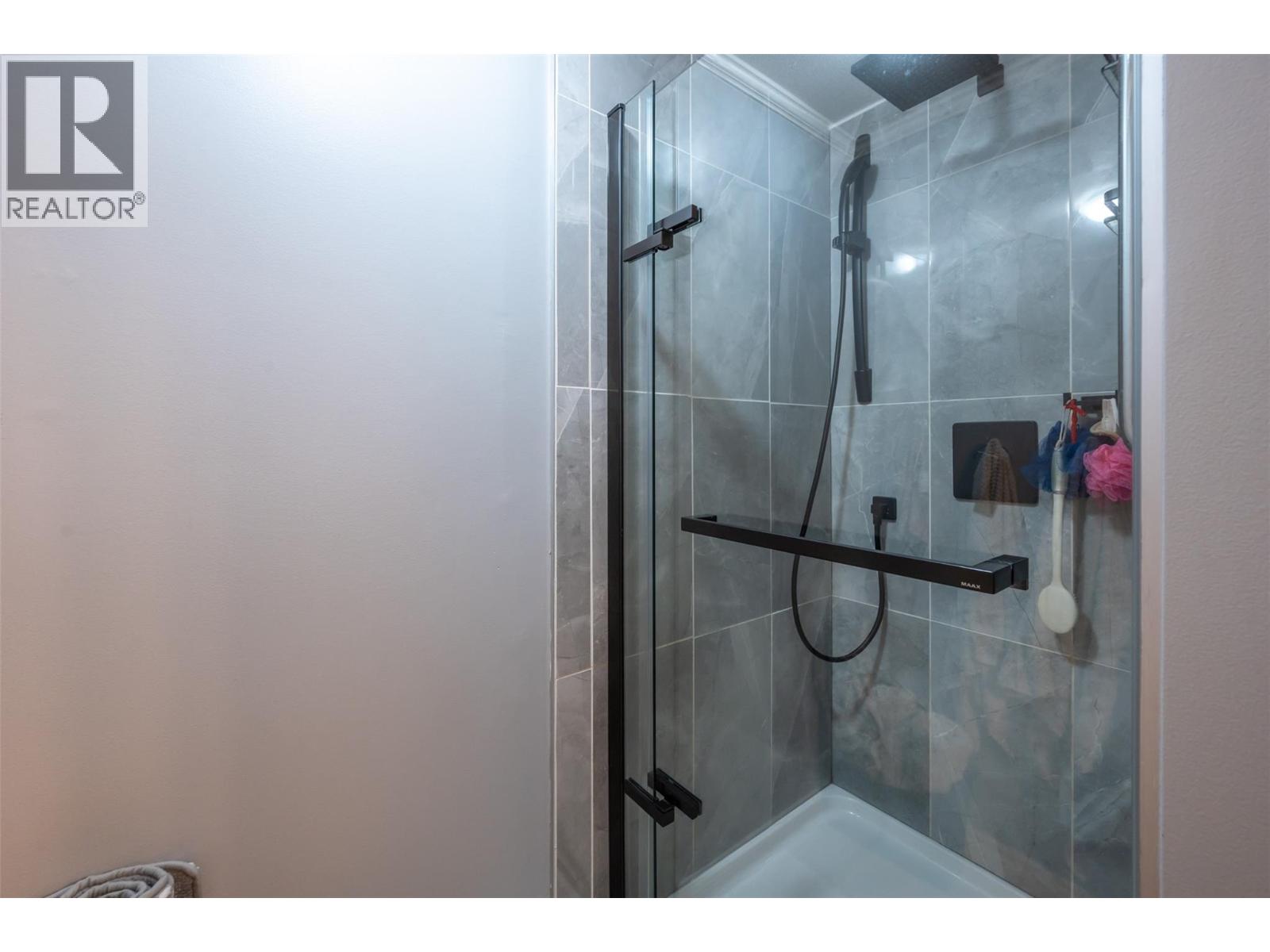 203 2477 Ingram Road, West Kelowna