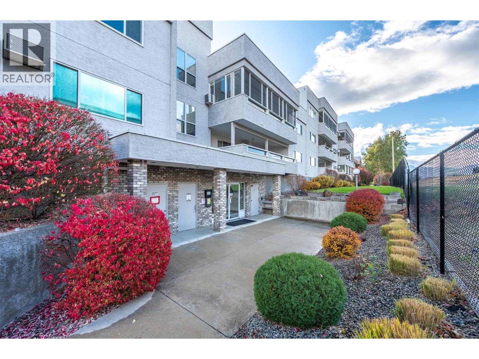 203 2477 Ingram Road, West Kelowna