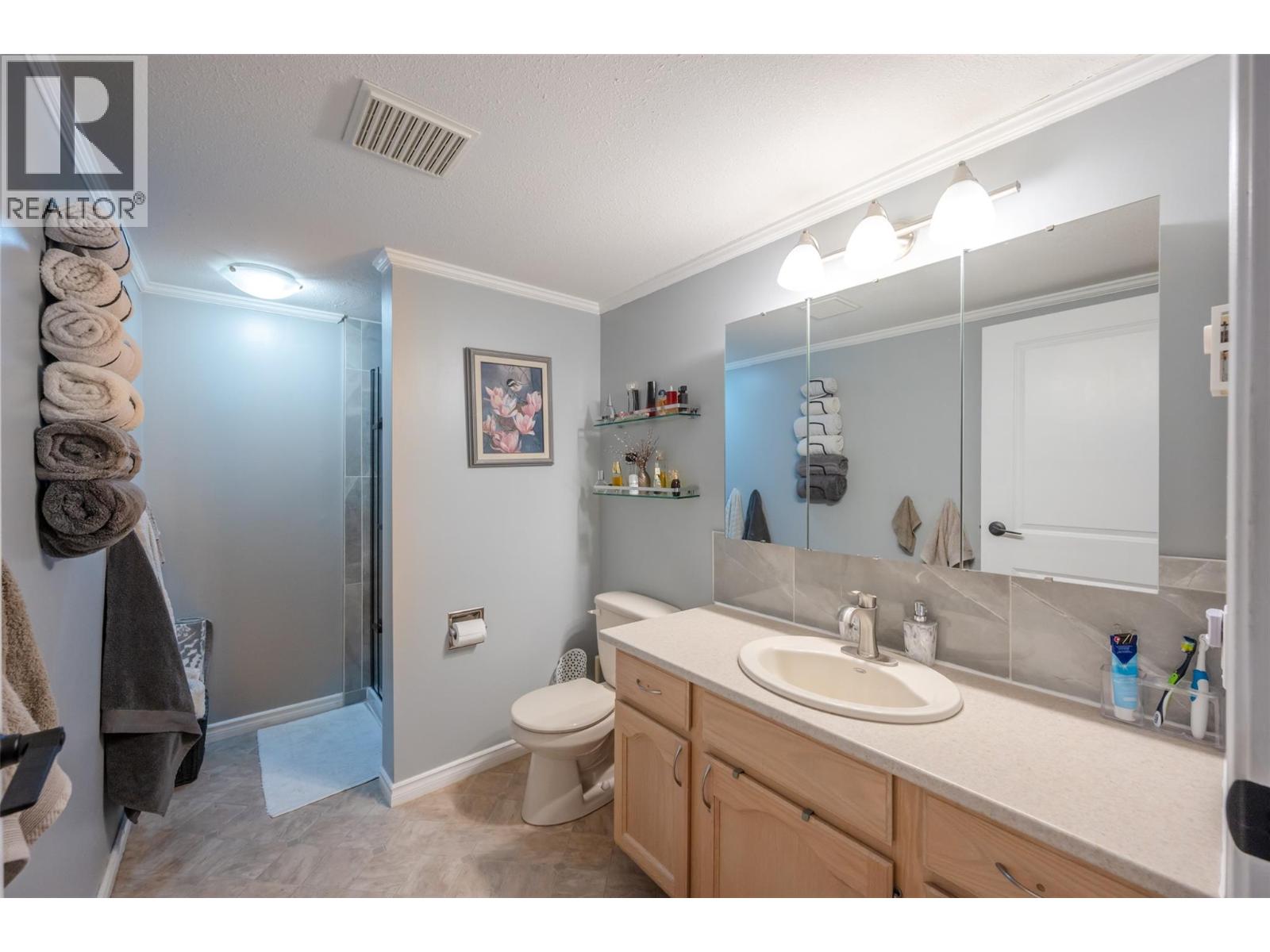 203 2477 Ingram Road, West Kelowna