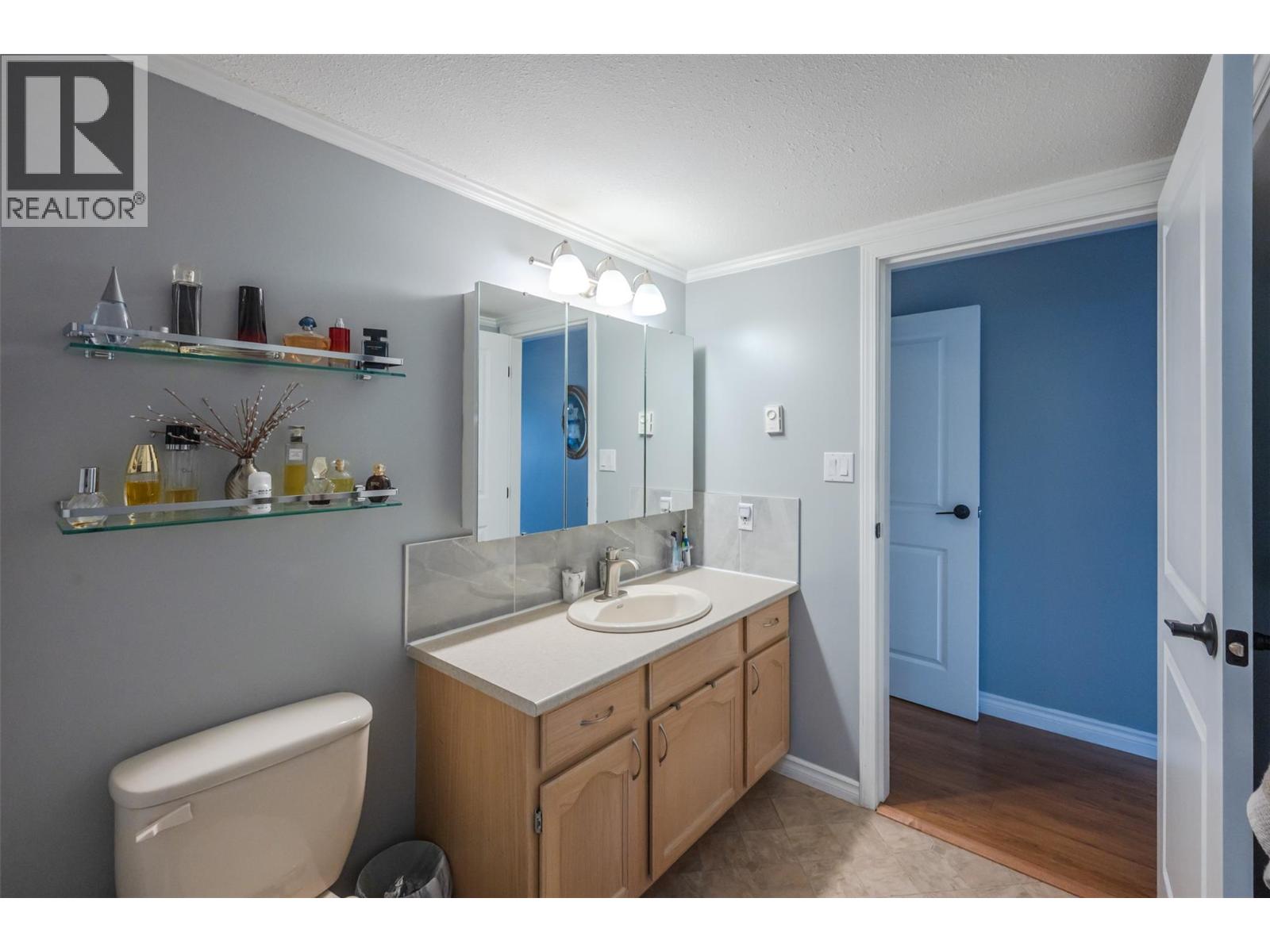 203 2477 Ingram Road, West Kelowna