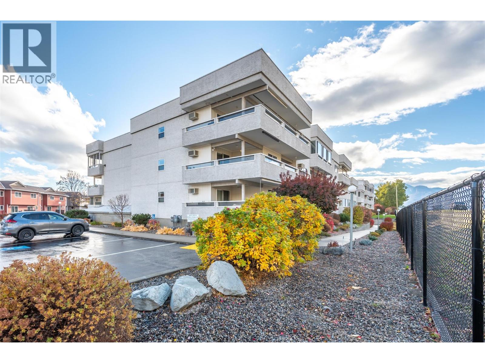 203 2477 Ingram Road, West Kelowna