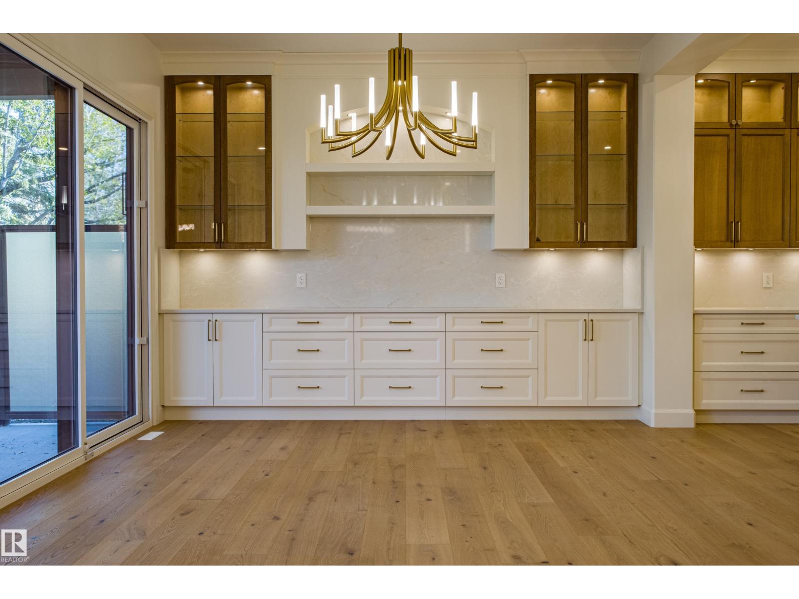 12304 39 AV NW, Edmonton