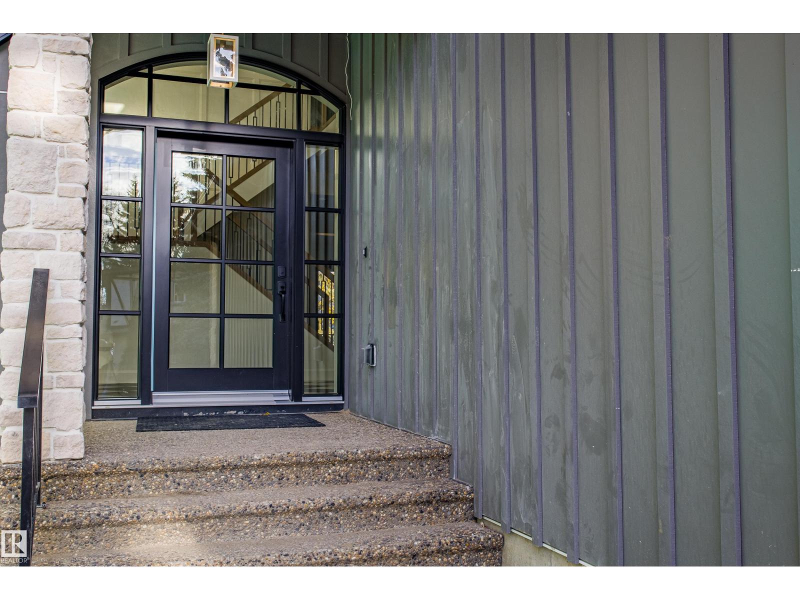 12304 39 AV NW, Edmonton