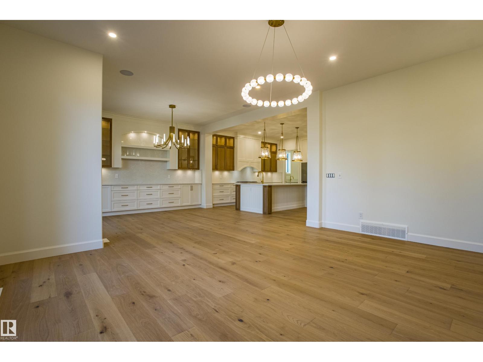 12304 39 AV NW, Edmonton