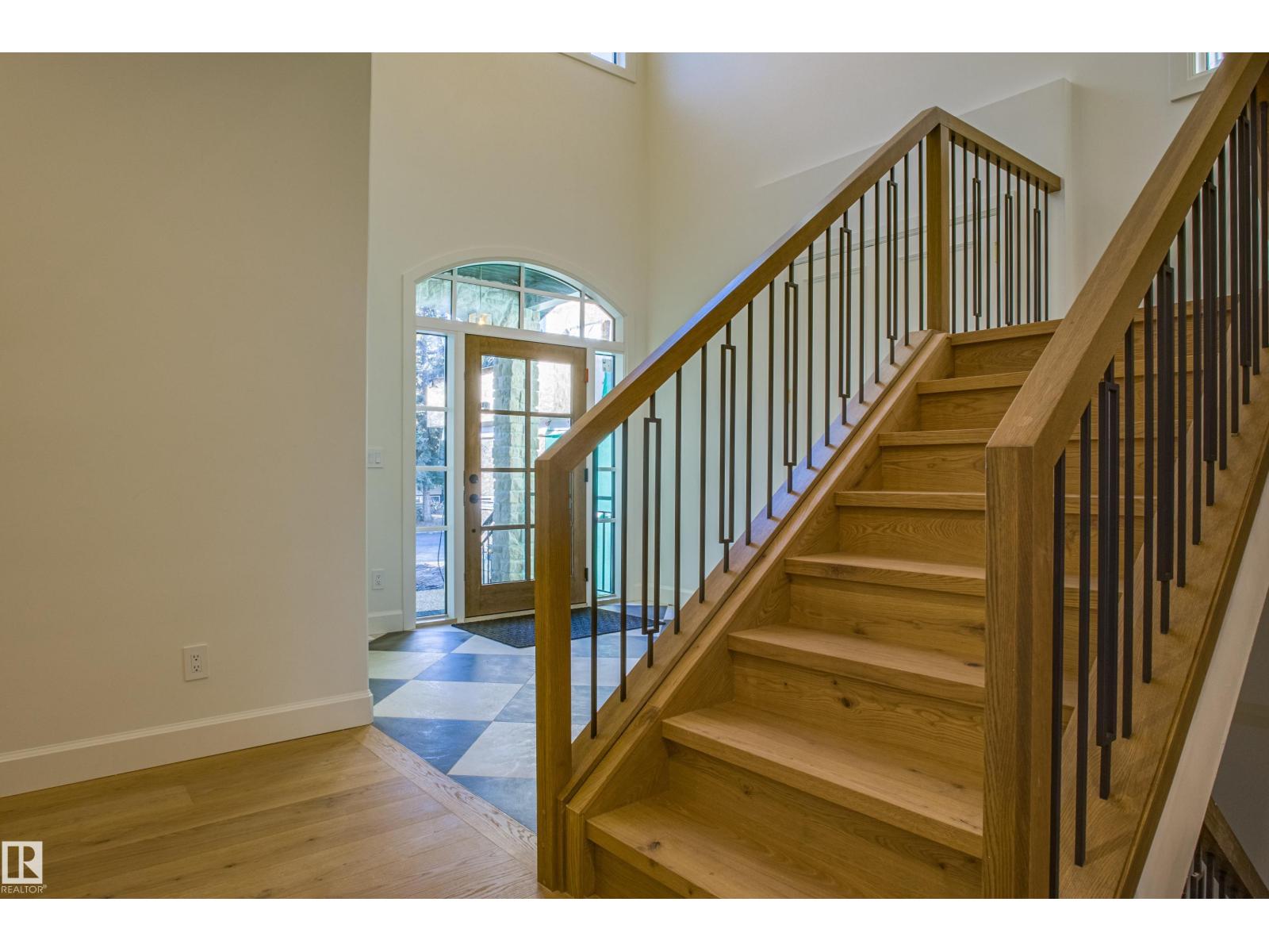 12304 39 AV NW, Edmonton