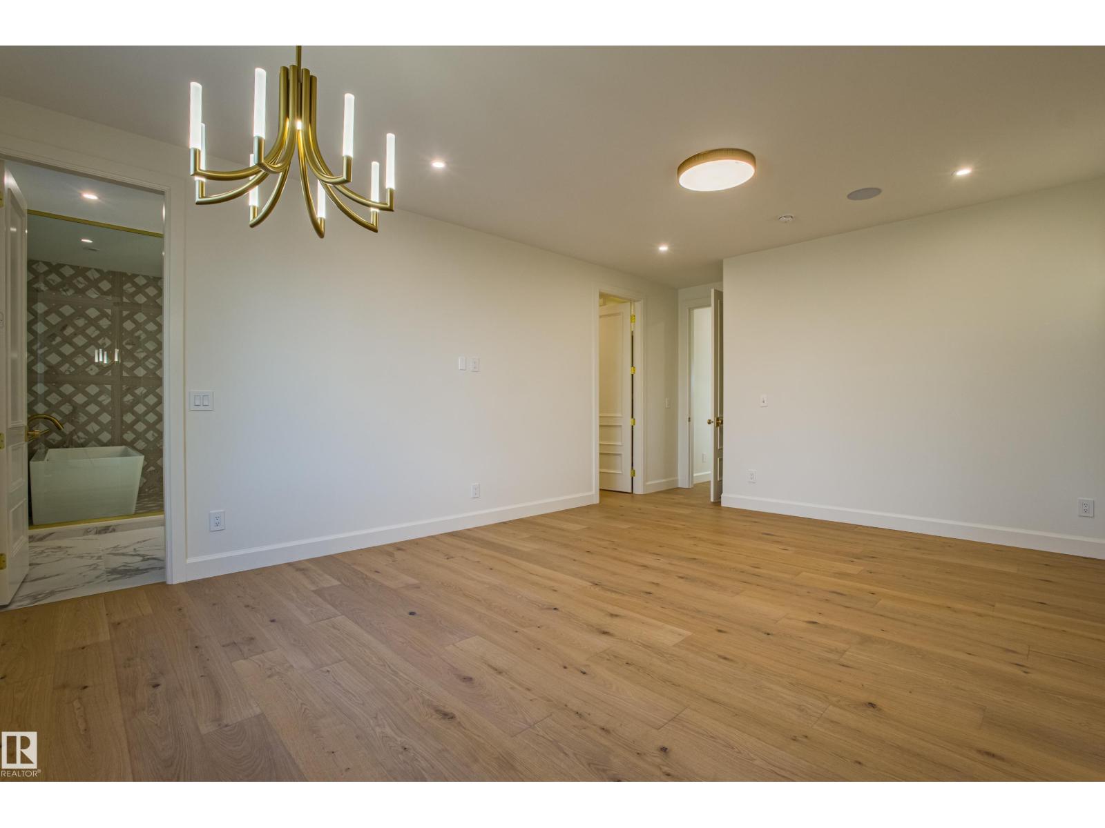 12304 39 AV NW, Edmonton