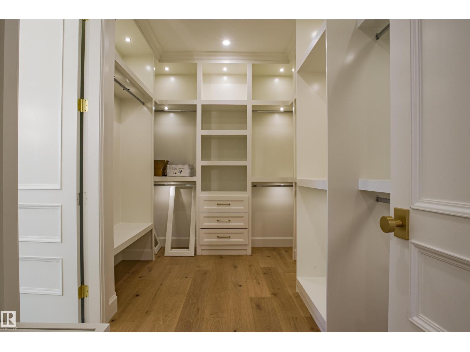 12304 39 AV NW, Edmonton