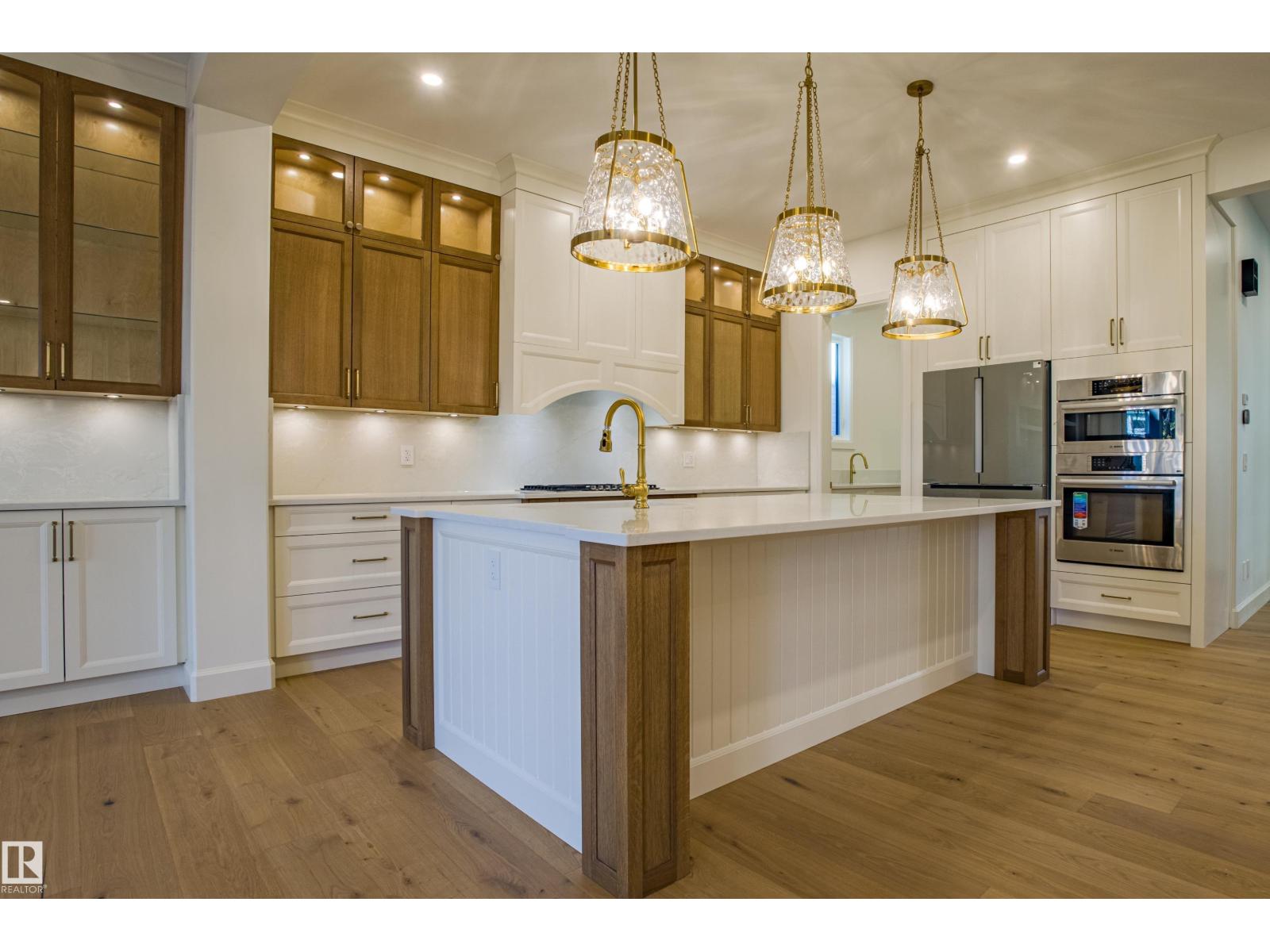 12304 39 AV NW, Edmonton