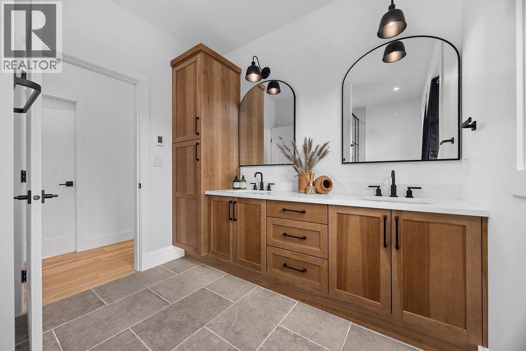  7236 L & A Road, Vernon