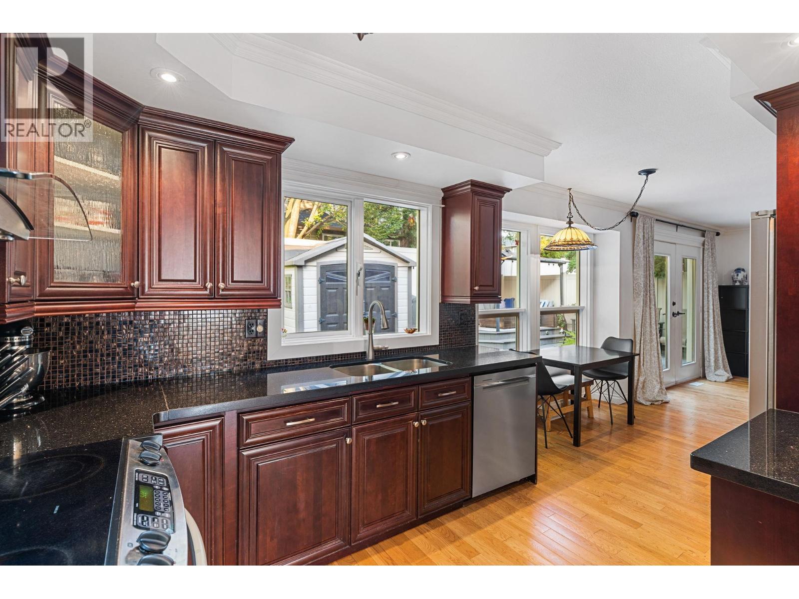  1852 Portland Place, Kelowna