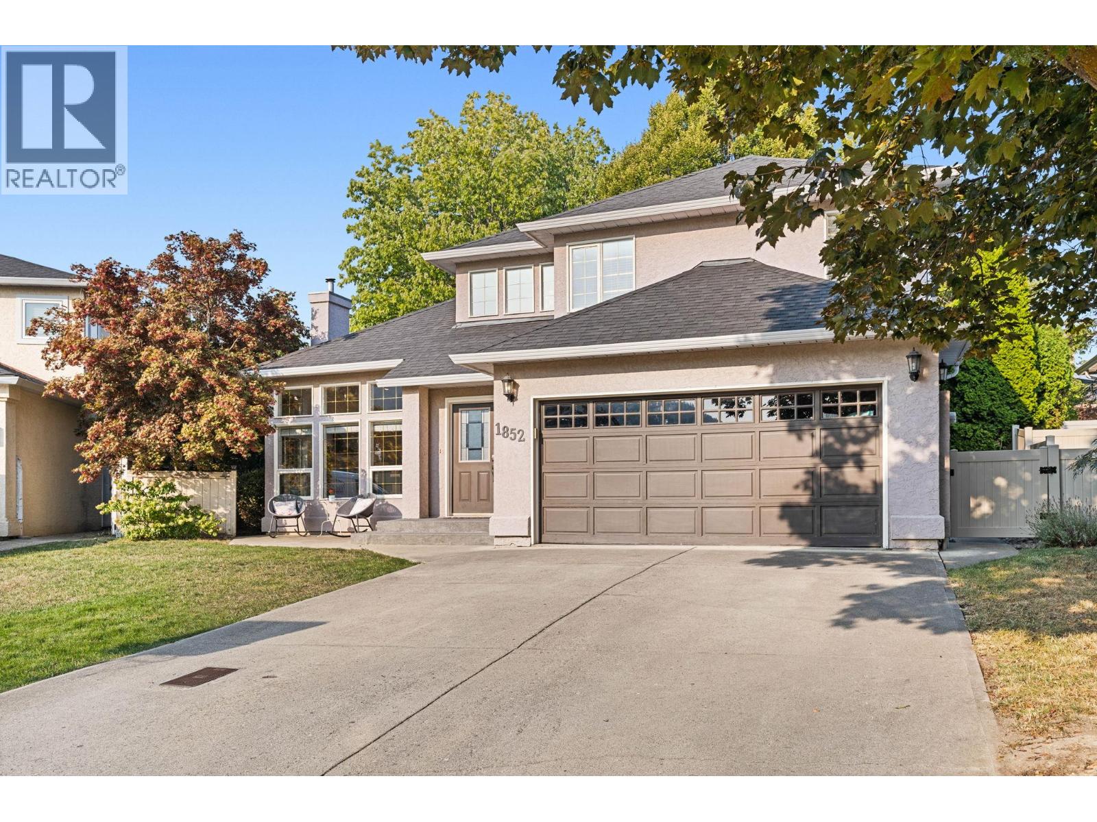  1852 Portland Place, Kelowna