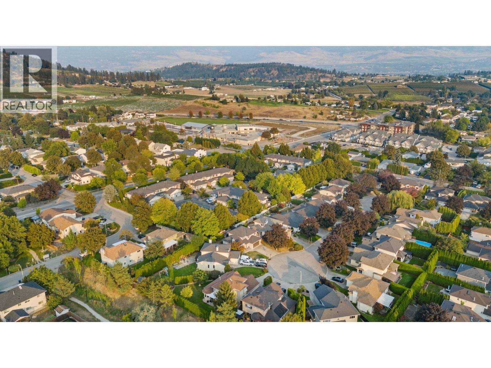  1852 Portland Place, Kelowna