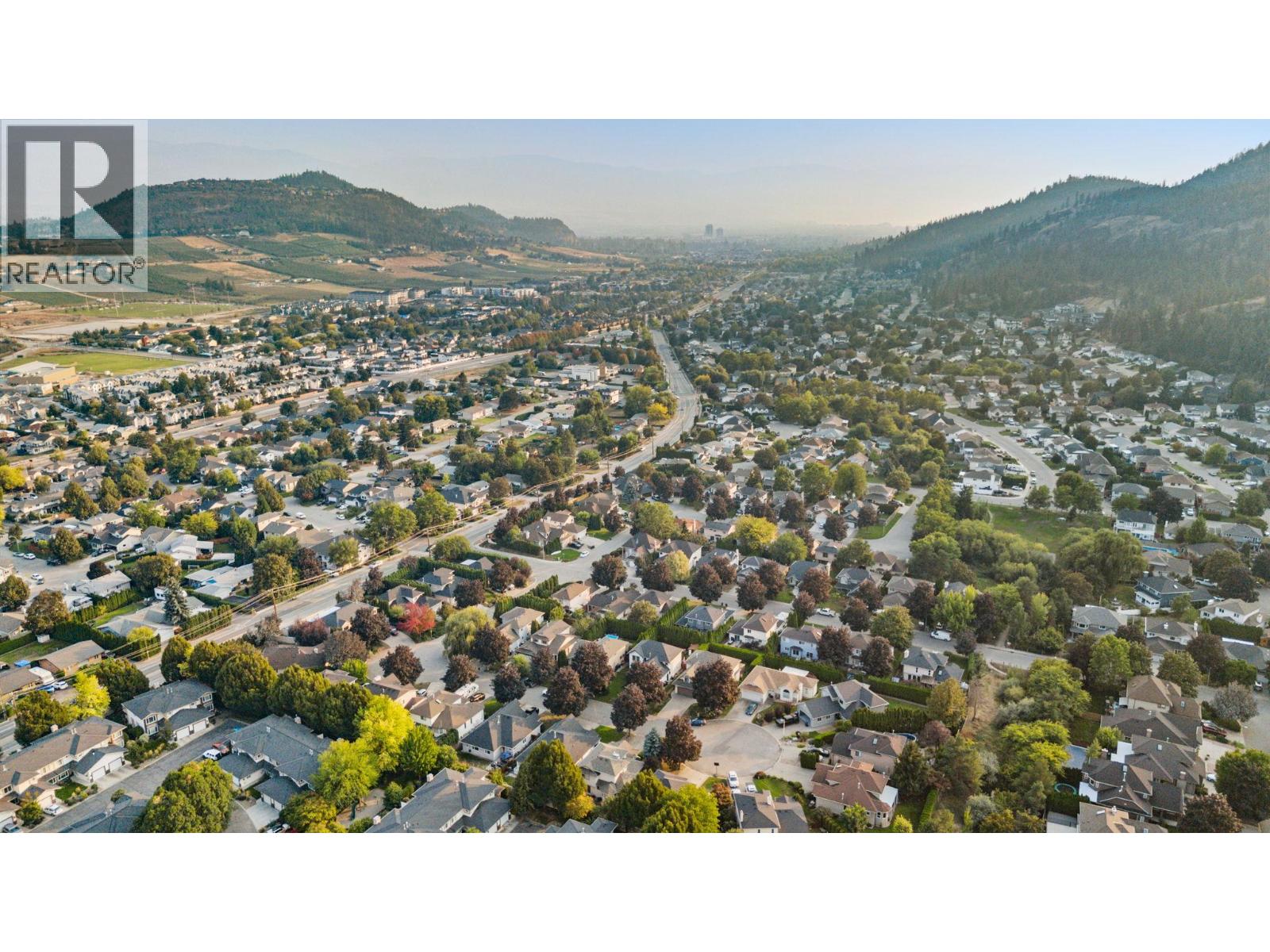  1852 Portland Place, Kelowna