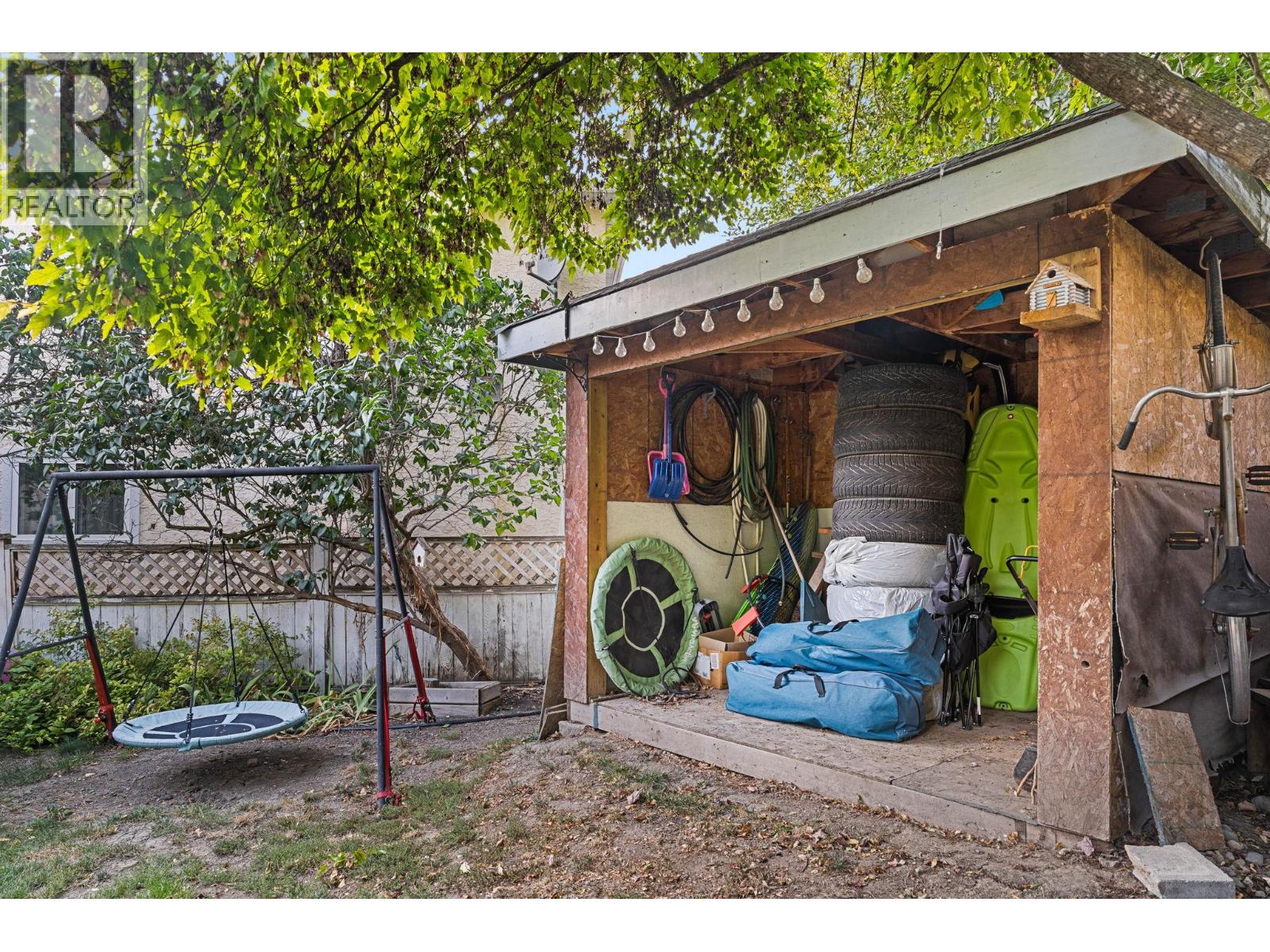  1852 Portland Place, Kelowna