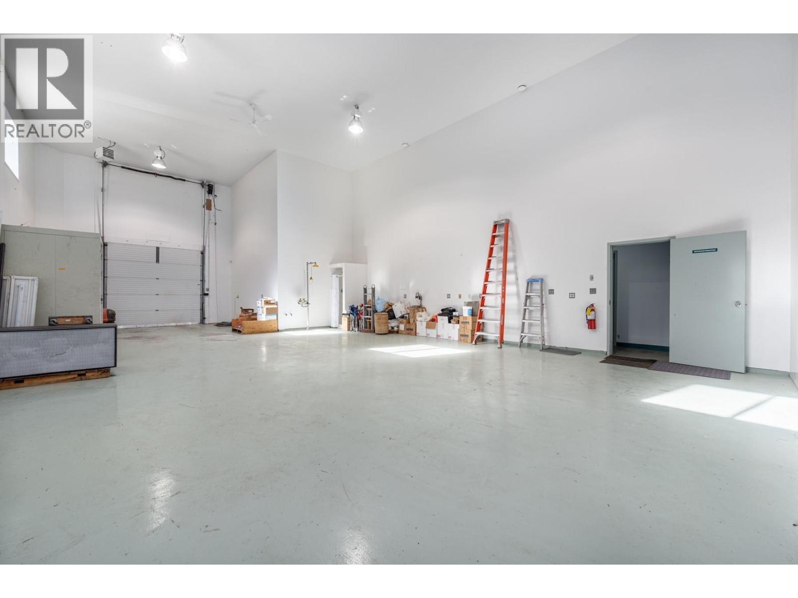 285 JONES Road — photo 8