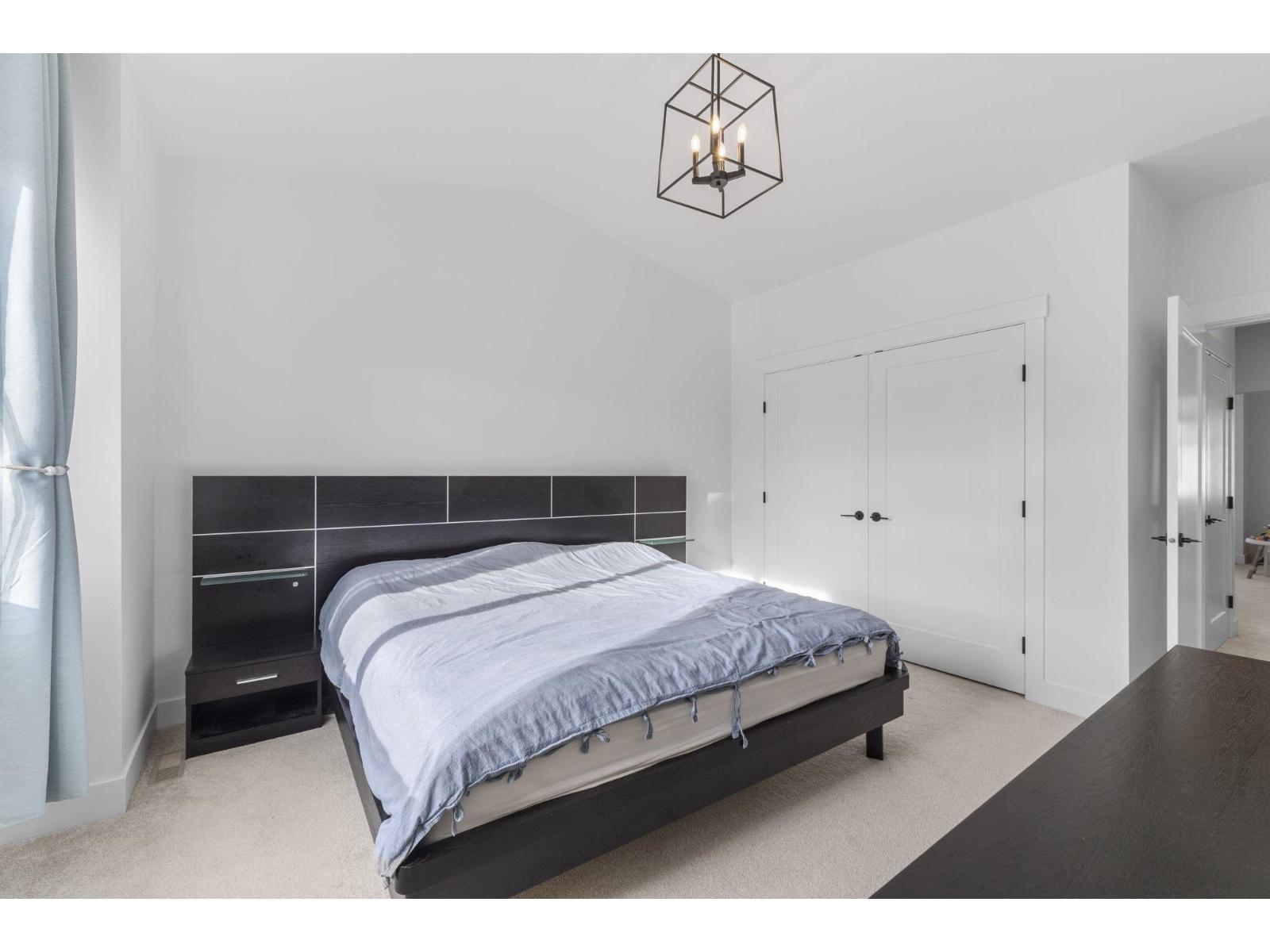 19656 75A AVENUE, Langley