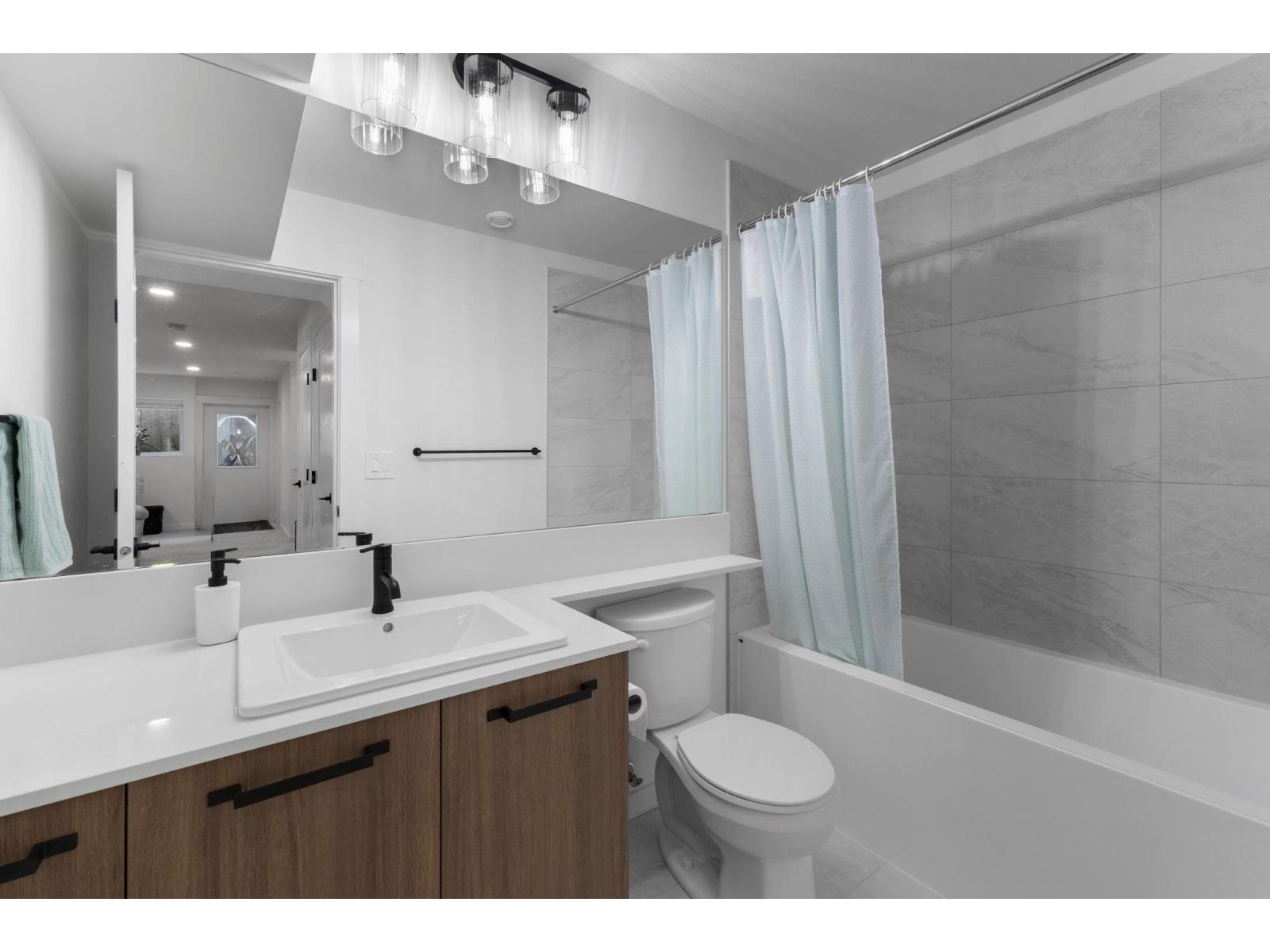 19656 75A AVENUE, Langley