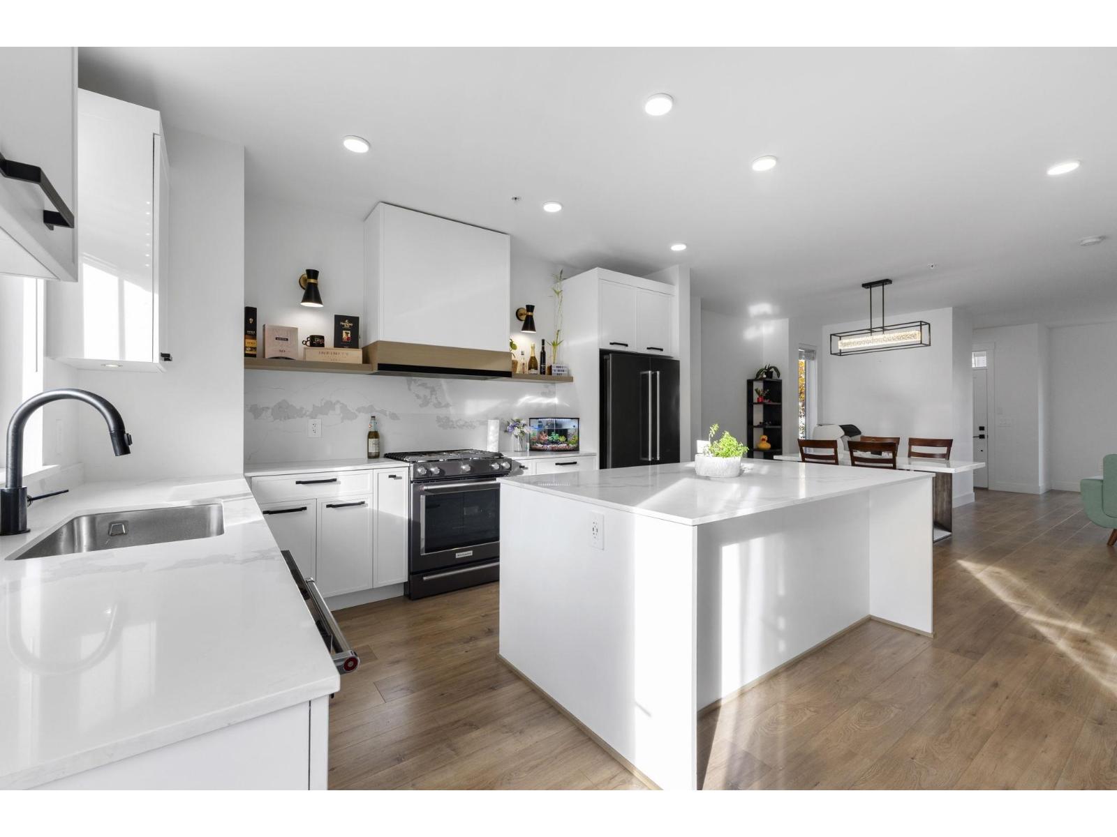 19656 75A AVENUE, Langley