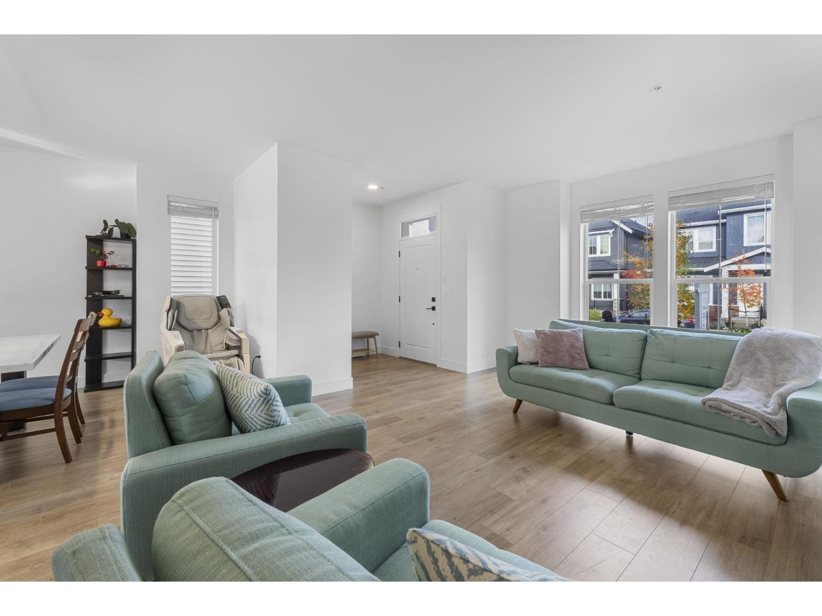 19656 75A AVENUE, Langley