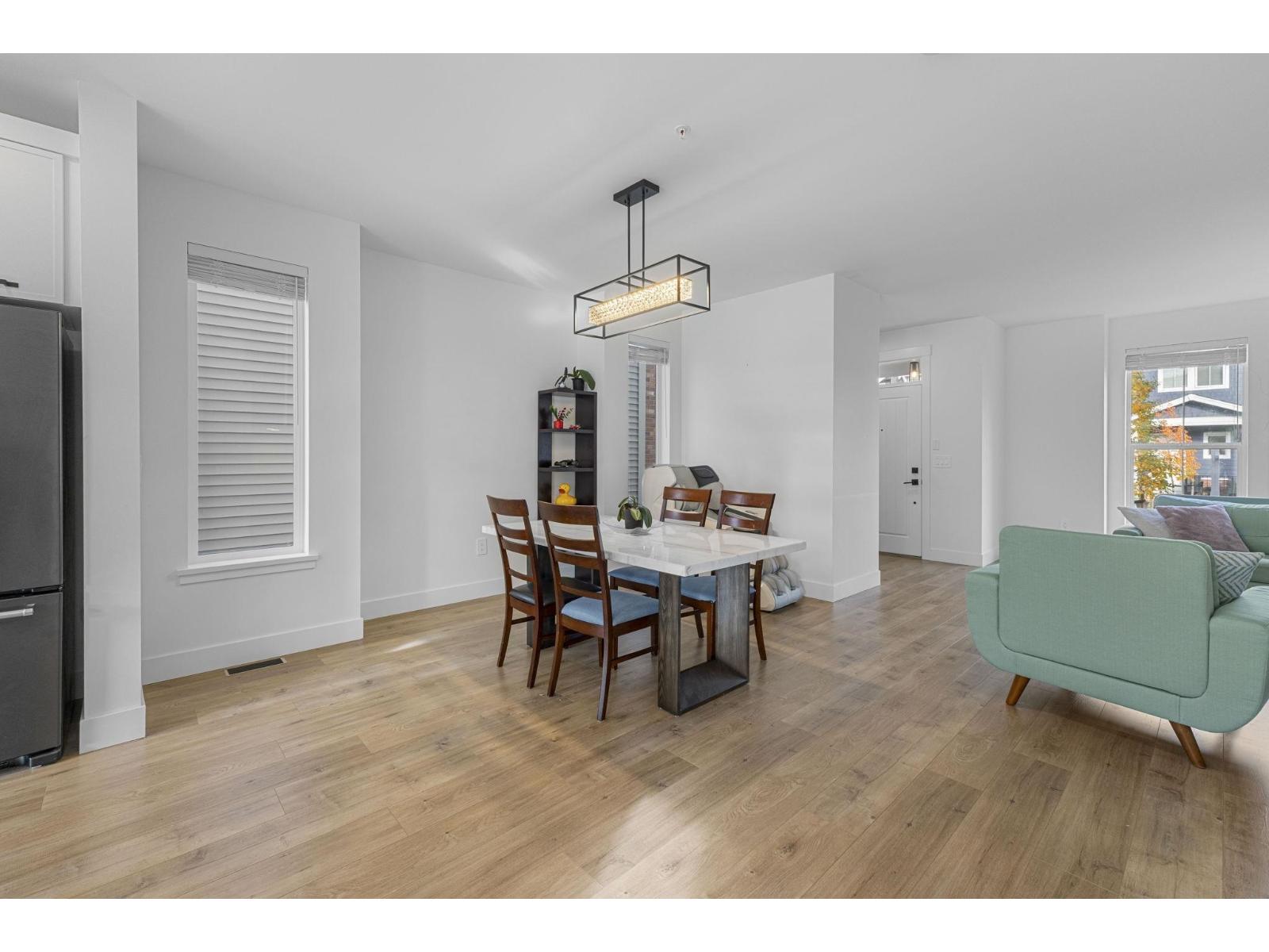 19656 75A AVENUE, Langley