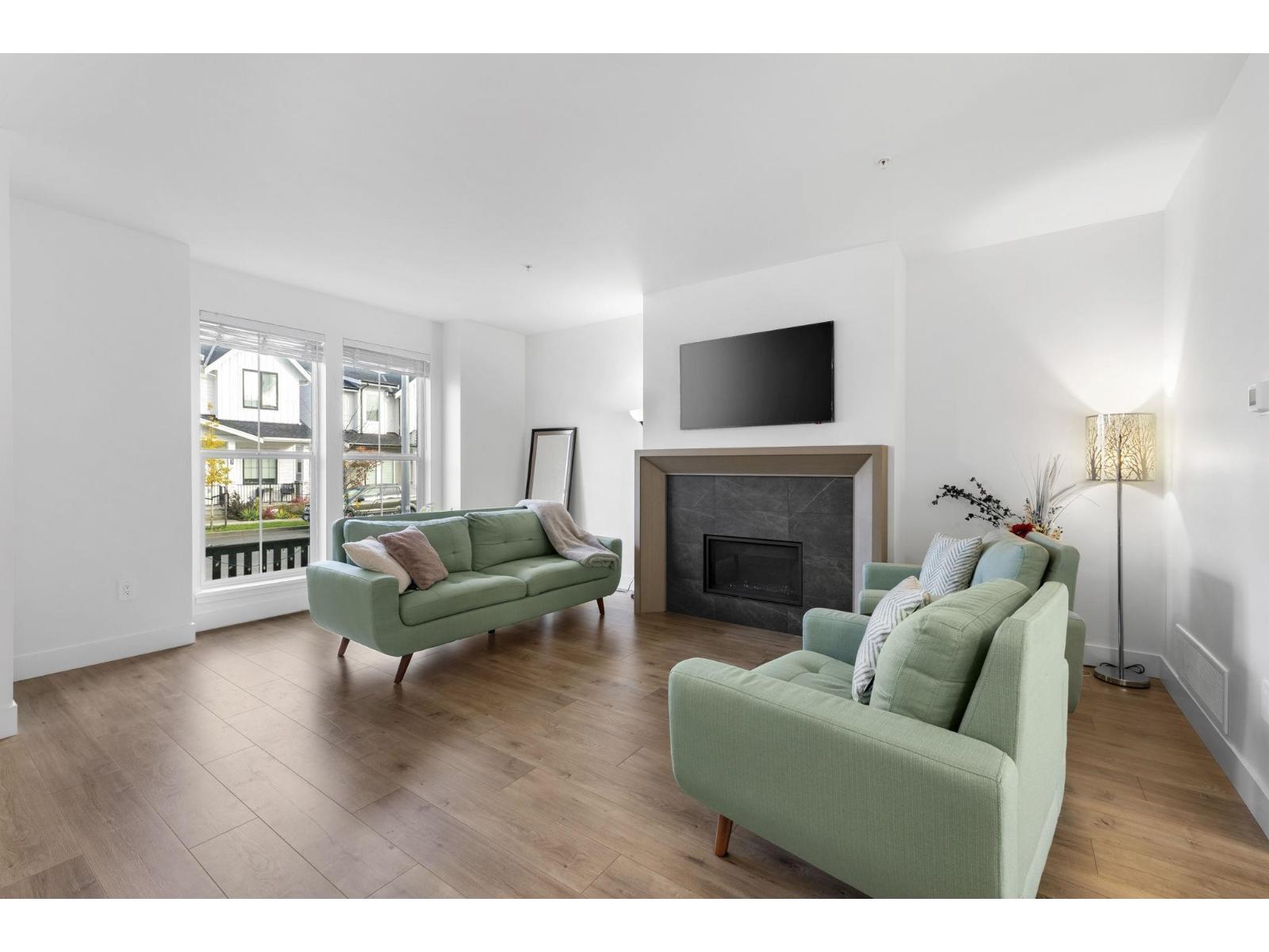 19656 75A AVENUE, Langley