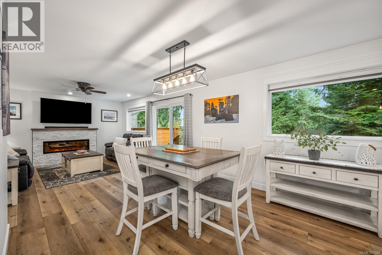 6508 Mystery Beach Rd, Fanny Bay